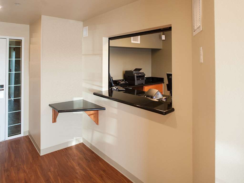 Woodspring Suites Augusta Riverwatch 内观 照片